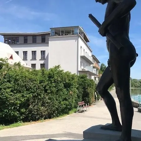 Pavla