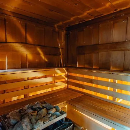 Pavla Пьештяни